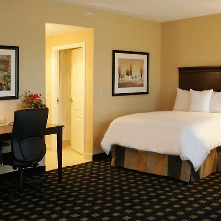 Homewood Suites By Hilton Toronto Airport Corporate Centre Szoba fotó